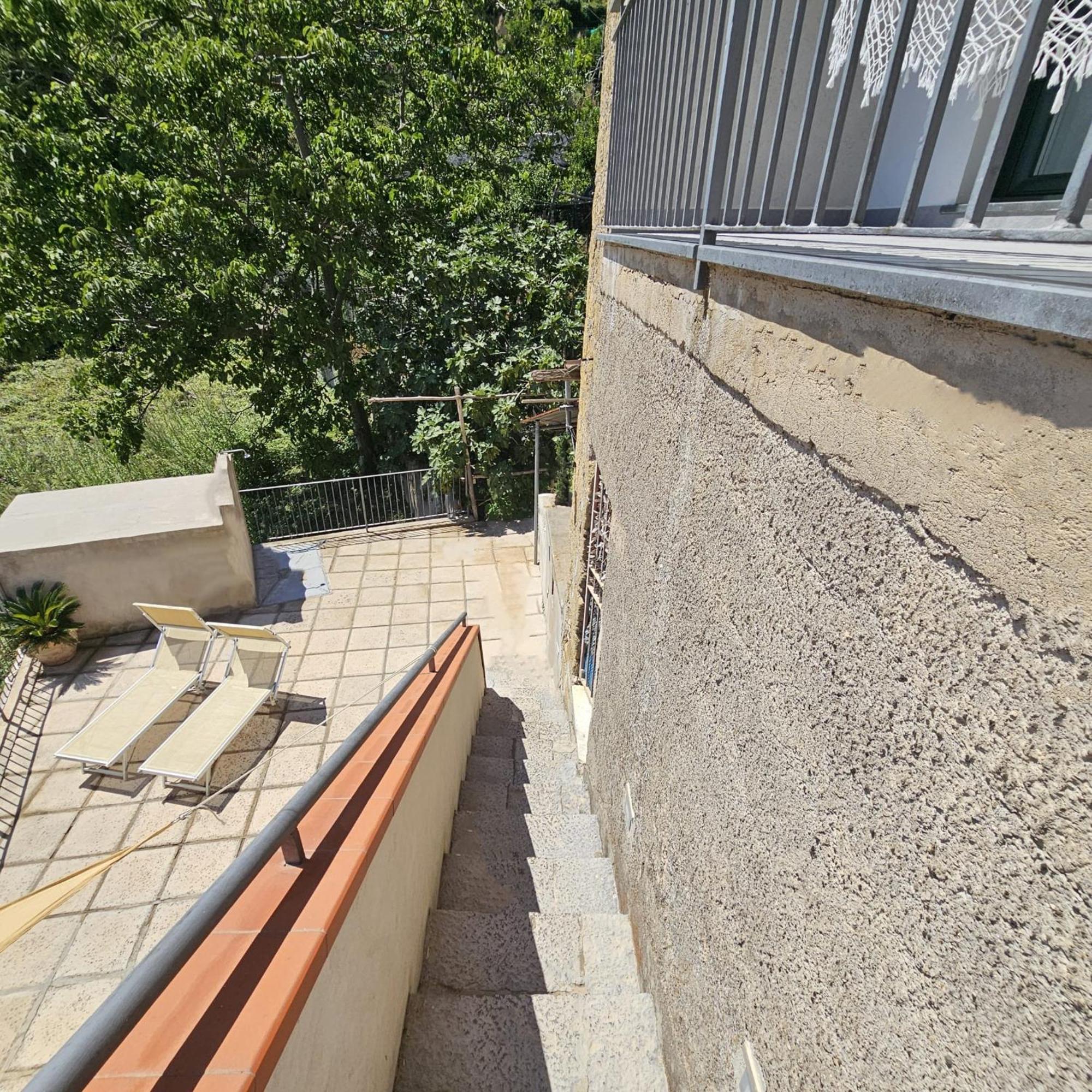 Villa Ines HolidayHouse Maiori Exterior foto